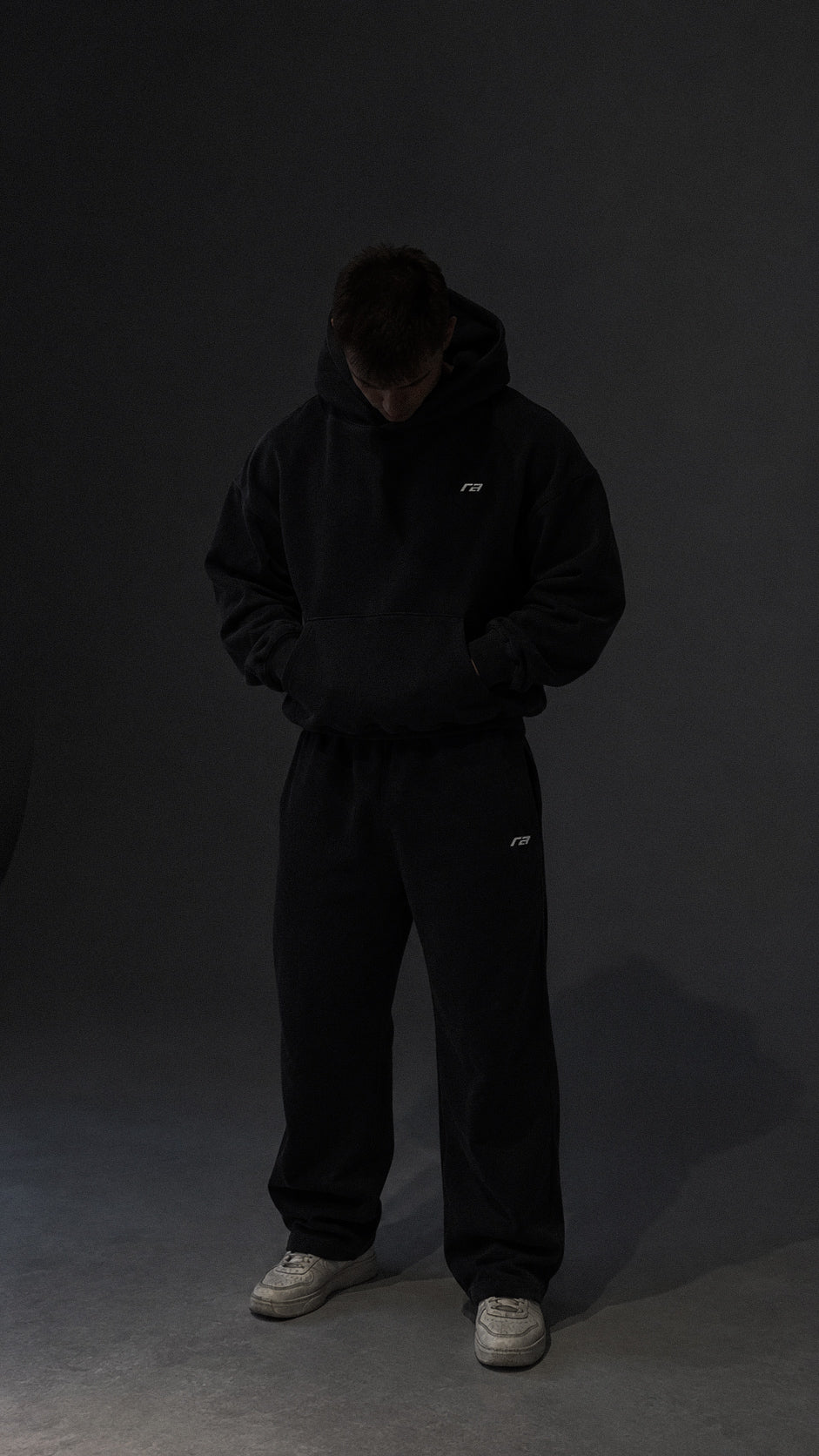 RA DAILY HOODIE